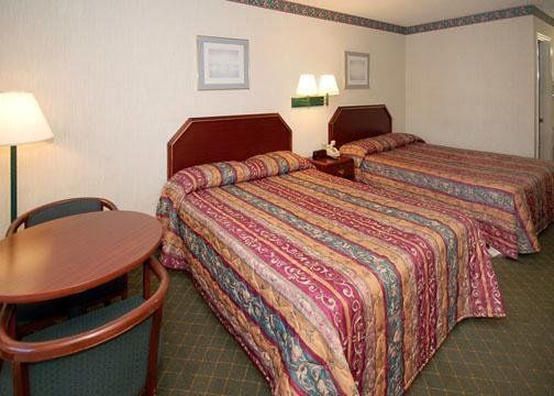 Days Inn By Wyndham Macon I-475 Ruang foto